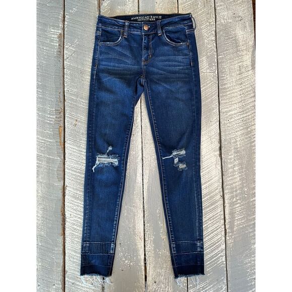 American Eagle Super Stretch Distressed Jegging | Size 4 | Style #9758 - Picture 1 of 6